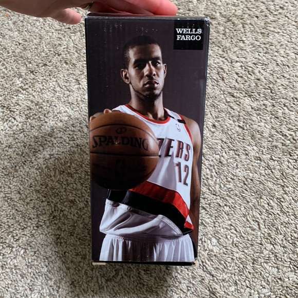 #12 LaMARCUS ALDRIDGE ( Portland Trailblazers bobble head) New in box!! - Picture 5 of 8